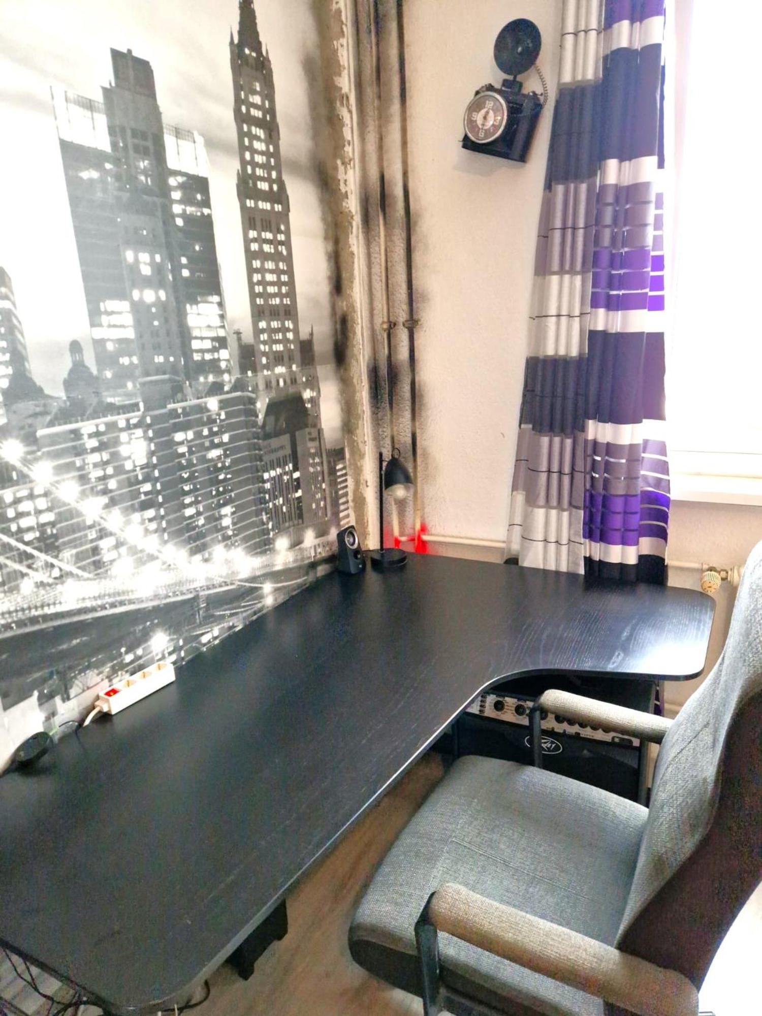 Cozy Trendy Spacious In Area 12 Min. Near To The Center Alexanderplatz Berlino